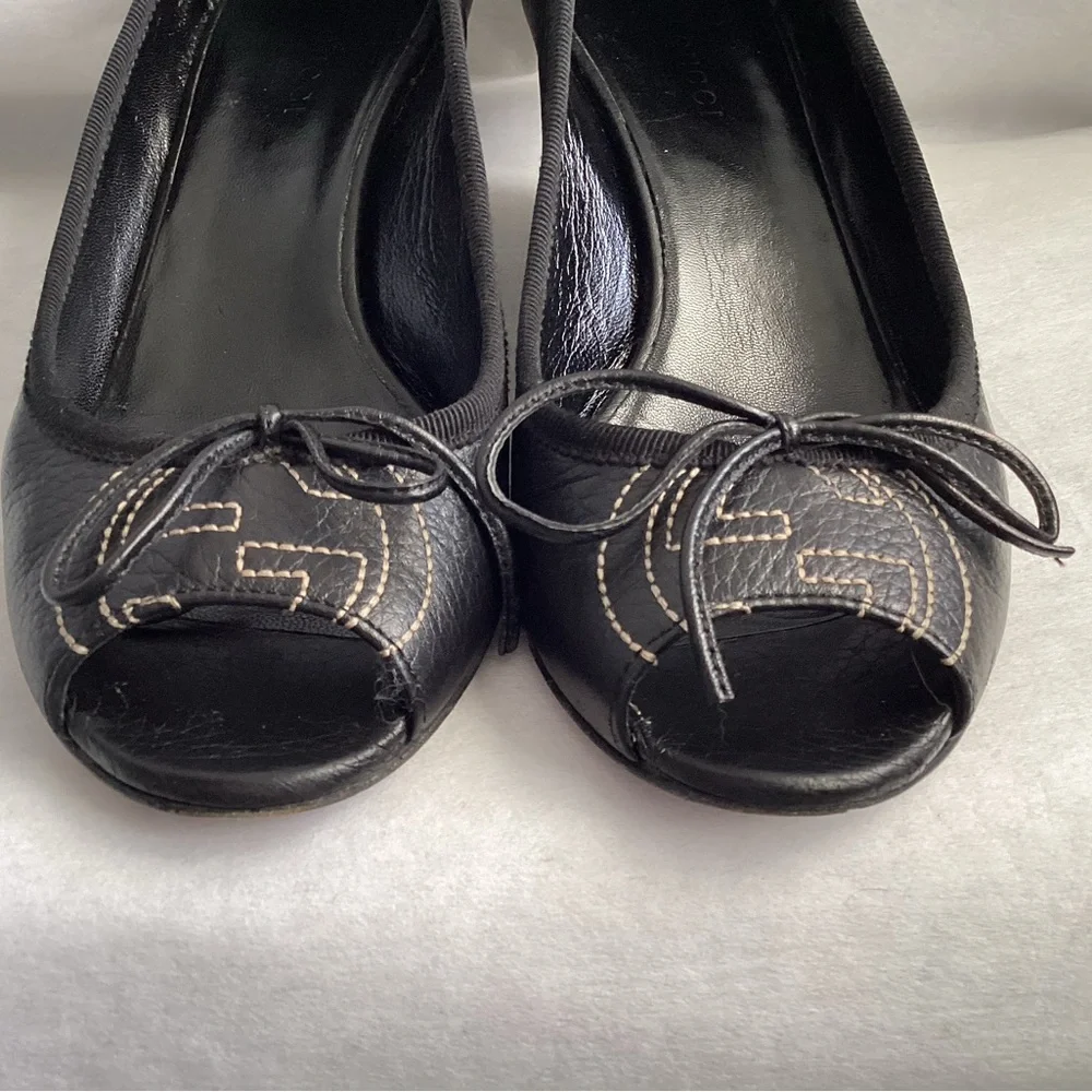 Authentic Gucci Cellarius Peep-Toe Wedge, Size 5.5 - Picture 5 of 12